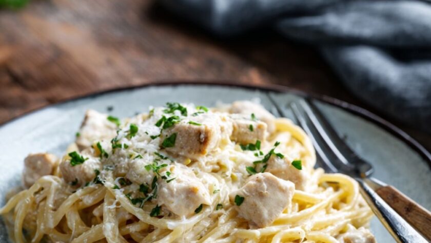 Low-Fat Chicken Alfredo Pasta Recipe